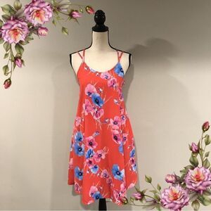 ‎Floral loose fit A-line sleeveless dress with straps